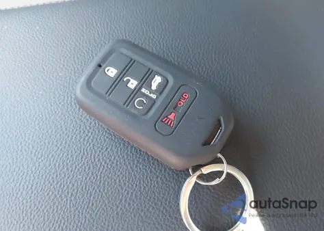 2024 Honda Civic Touring z USA, uszkodzony, nr VIN 2HGFE1F99RH302324